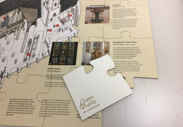 gravierte Rückseite eines Puzzleteiles